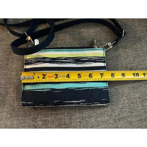 Thirty One Cross Town Crossbody Purse In Sea Stripe Pattern - Picture 8 of 9